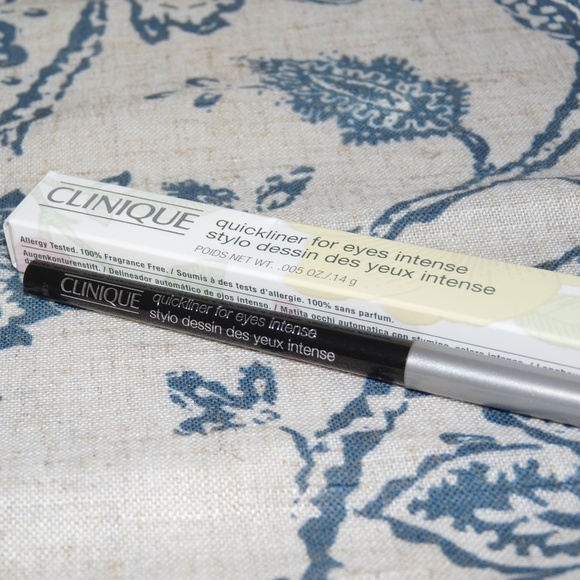 🎀 $8 - Intense Ebony Clinique Quickliner for Eyes Intense Eyeliner Pencil New - Picture 1 of 10